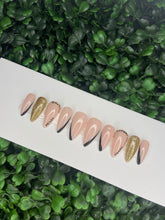 Load image into Gallery viewer, Brown Suga Nails