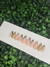 Load image into Gallery viewer, Brown Suga Nails